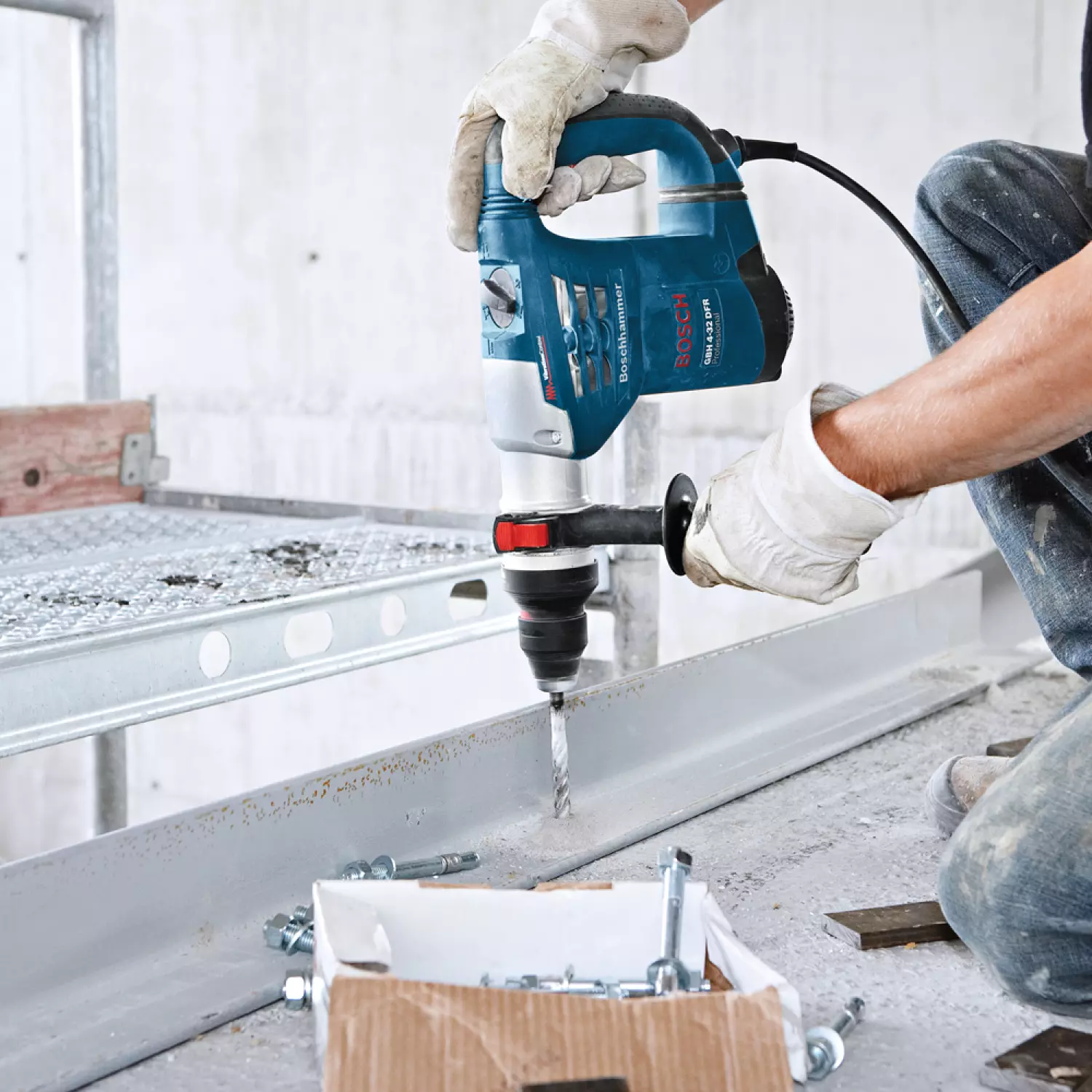 Bosch GBH 4-32 DFR SDS-plus Combihamer incl. snelspanboorkop in koffer - 900W - 4,2J
