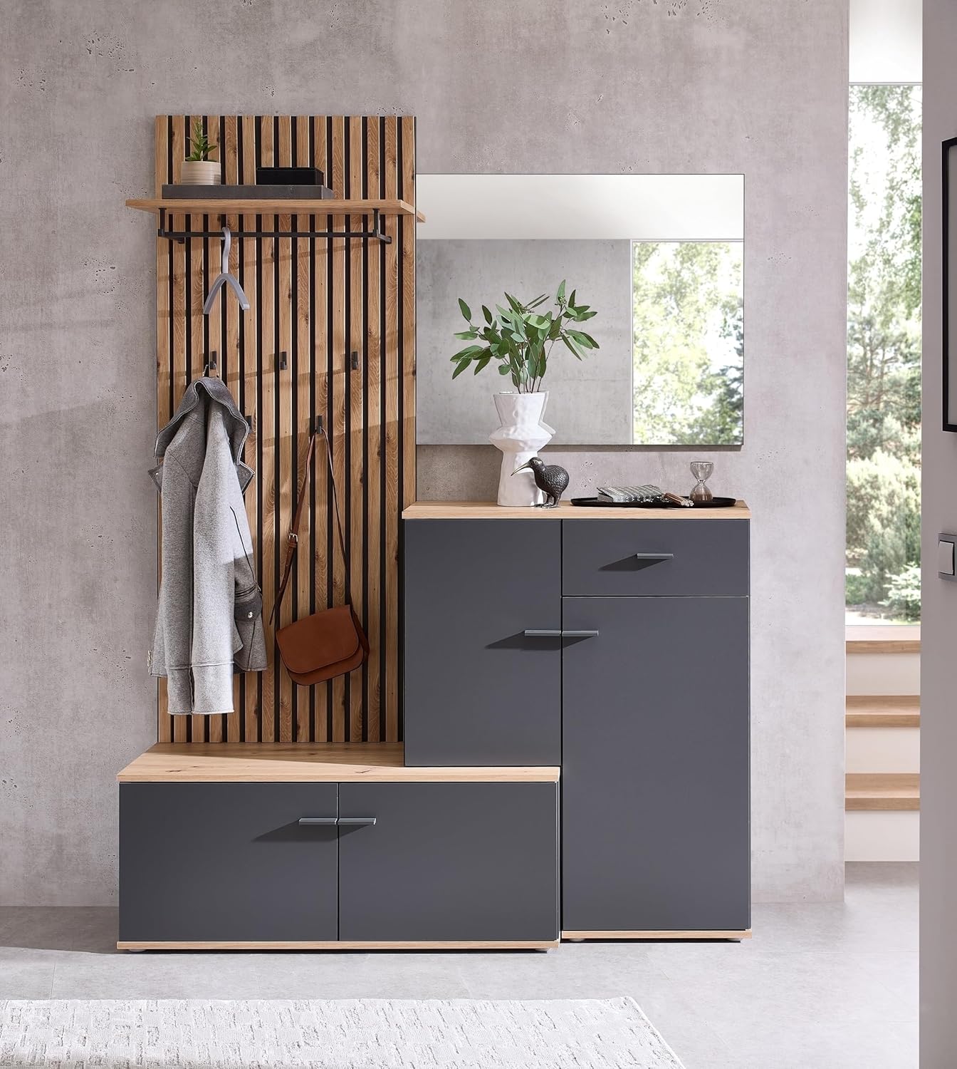 möbelando Kompaktgarderobe >Fynn< modern mit Spiegel, Schuhkommode, Bank & Paneel in Anthrazit/Artisan ? Stellmaß B/H/T: 223x199x38 cm, Melamin, Lamellenoptik, zerlegt geliefert