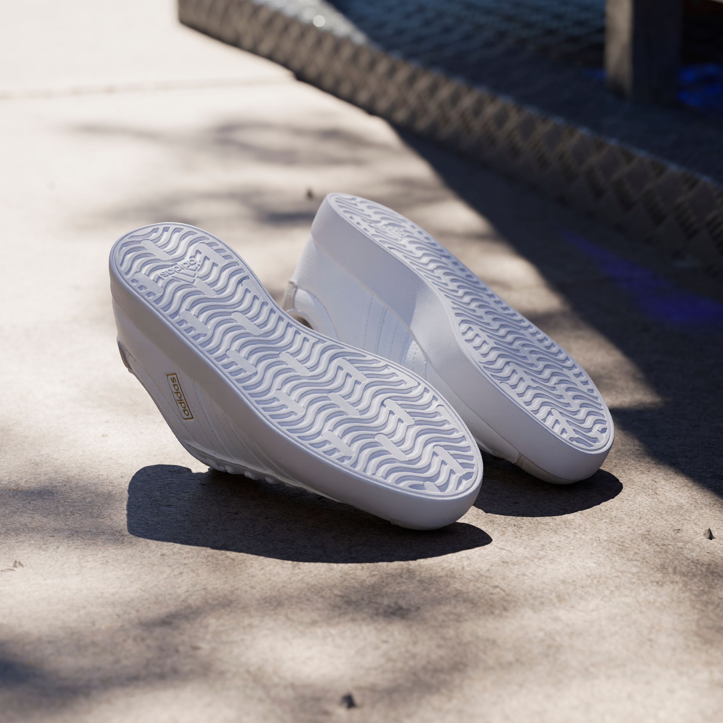 adidas Sportswear Sneaker »VL COURT 3.0«  inspiriert vom Design des adidas samba