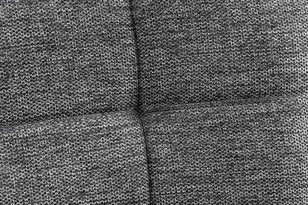 Moderner Sessel SCANDINAVIA grau Strukturstoff schwarze Metallbeine mit Armlehnen