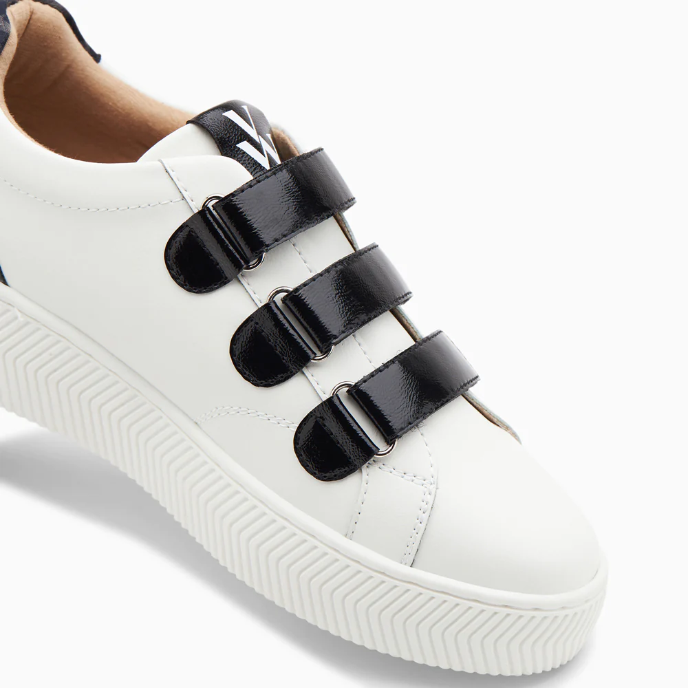 Sneakers-Baskets éclair Oxanna blanches à scratchs noirs