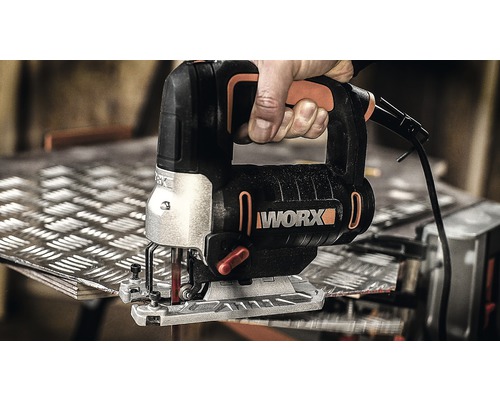 WORX 650W WX478.1 decoupeerzaag met pendelslag, inclusief koffer en accessoires