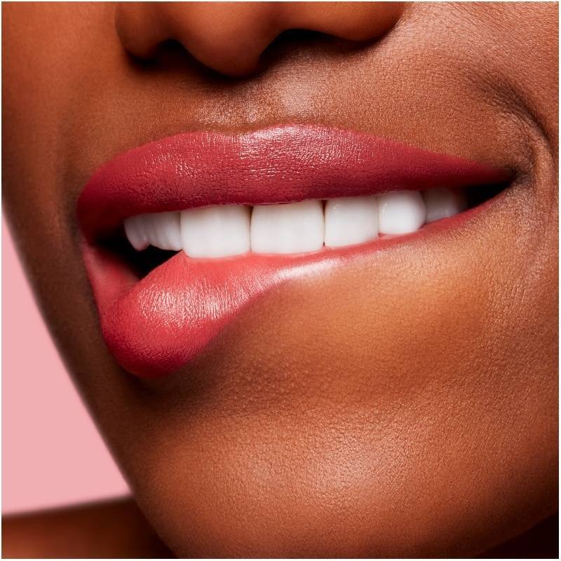 MAC Amplified Crème Lipstick 3 gr. - 132 Just Curious