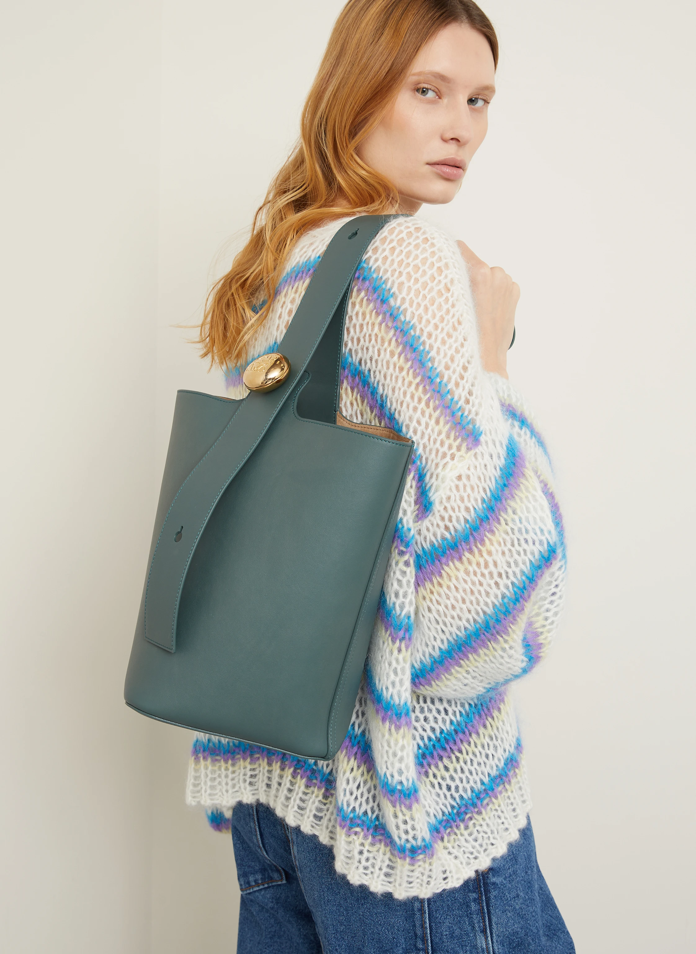LOEWE Handtasche PEBBLE BUCKET MEDIUM
