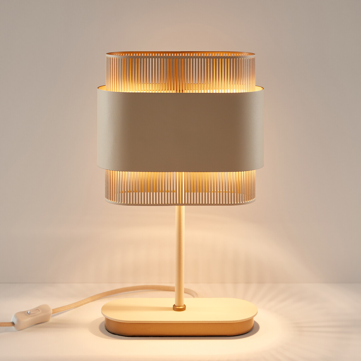 LA REDOUTE INTERIEURS<br>Candeeiro de mesa duplo de metal, Leila