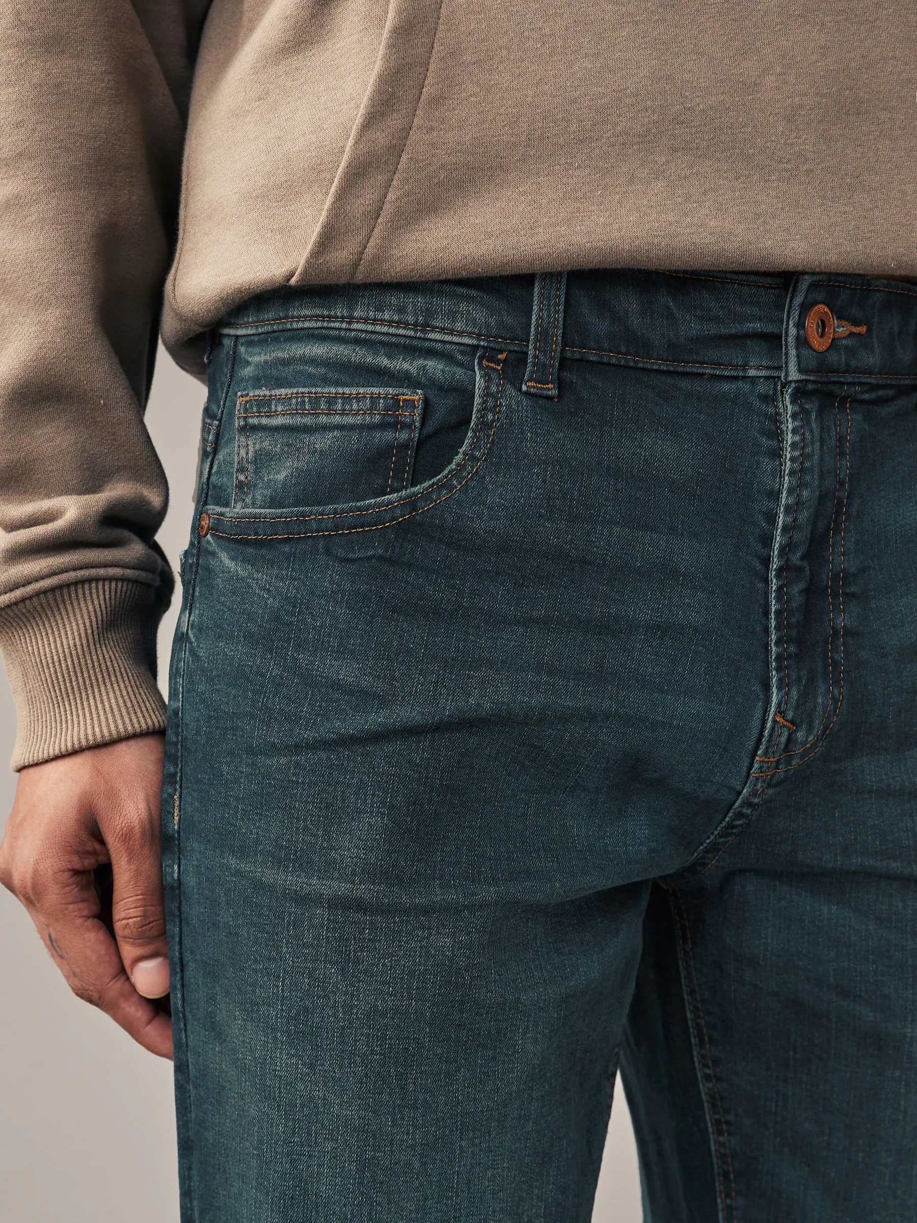 Middentint - Straight fit - Authentieke stretch denim jeans