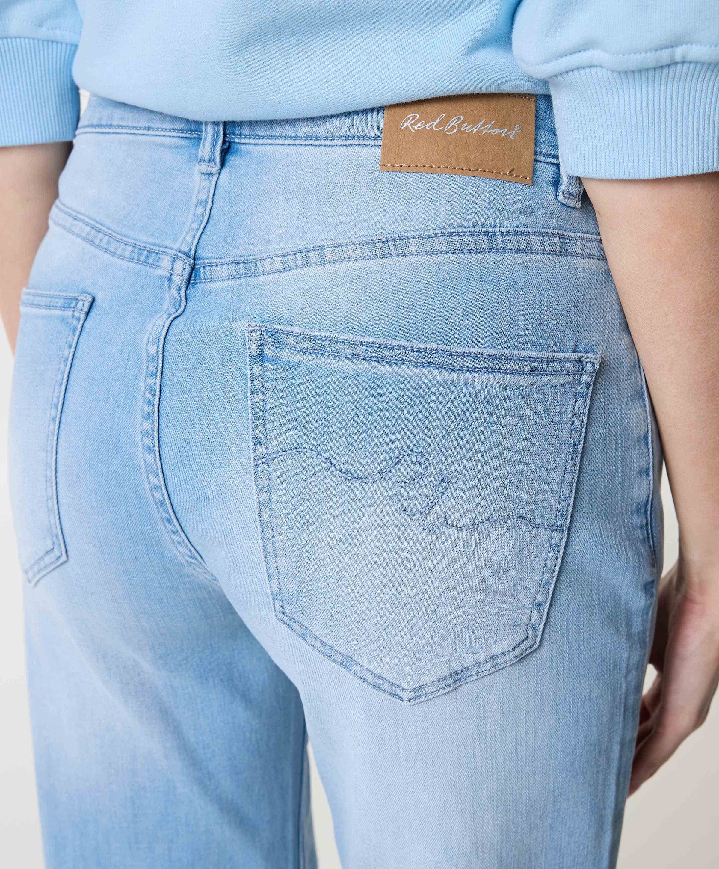 Red Button Brielle Flare Denim light blue dames jeans blauw