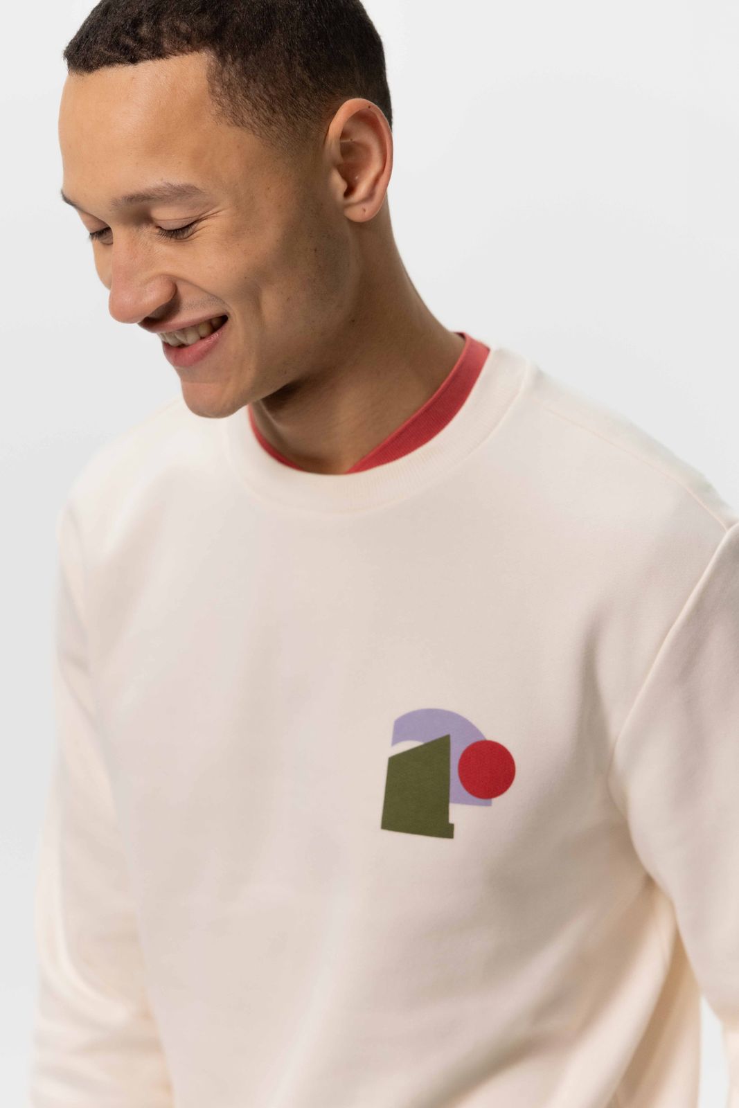 Off-white sweater met artwork