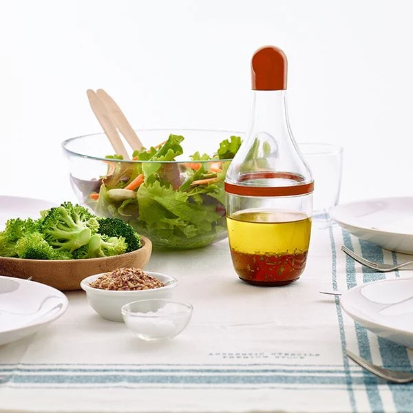 Shaker à vinaigrette rouge Lékué