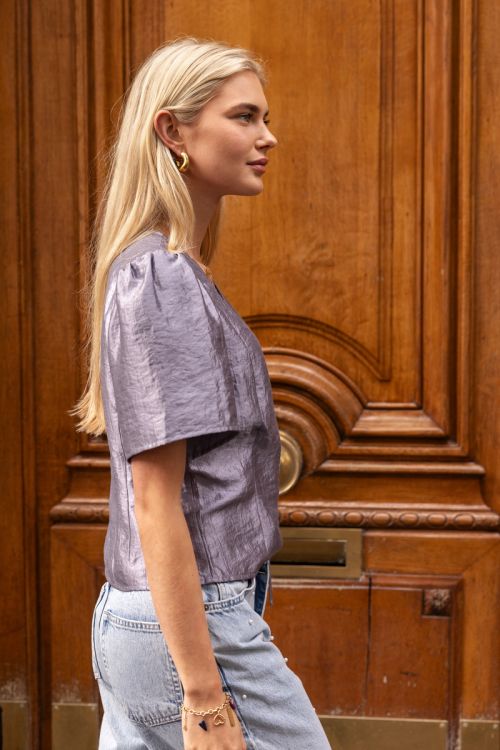 Grijze top met satijn look en strikjes