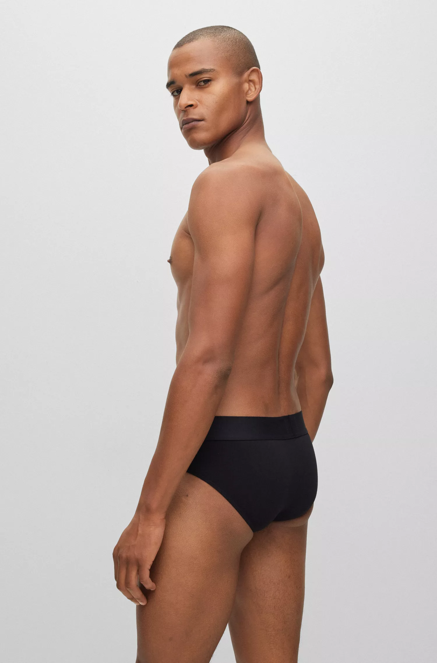 Cueca BOSS preta de cintura baixa em algodão elástico com cós com logotipo.