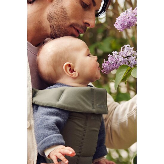Porte-bébé Mini   Vert Foncé        de               BabyBjörn