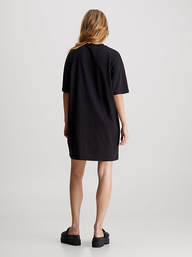 Vestido camiseta boyfriend com logo