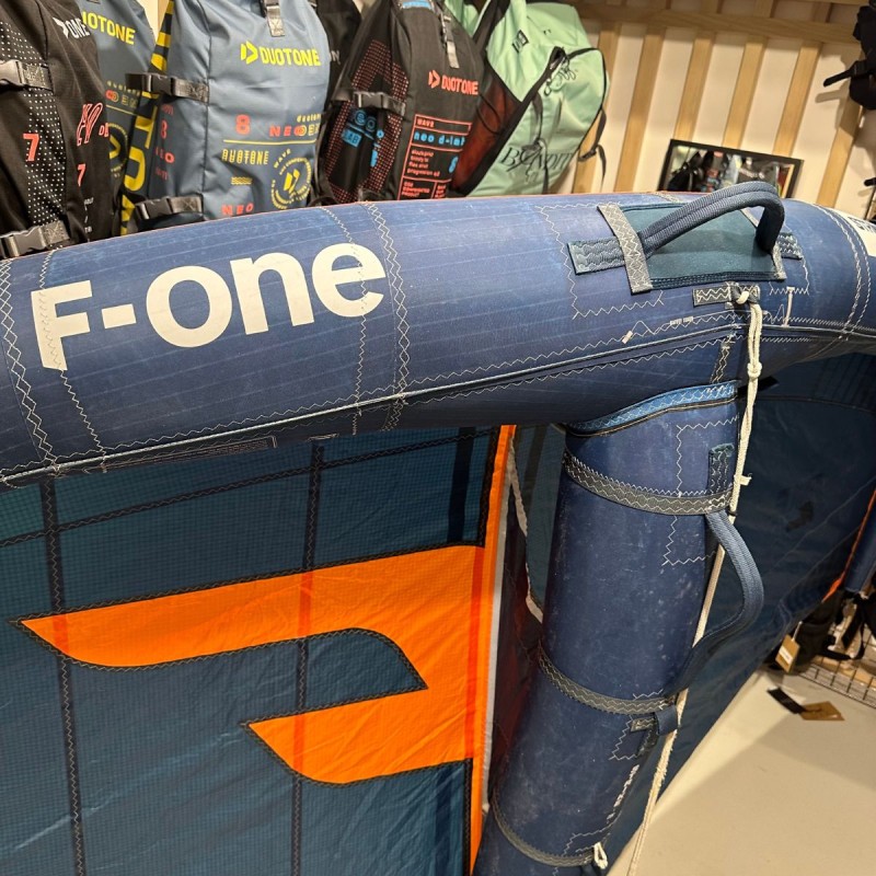 Aile Wing Occasion F-one Strike V2 4m - The Corner Shop