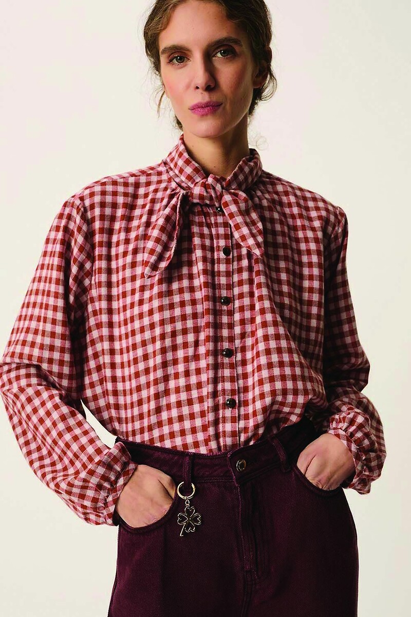 DES PETITS HAUTS<br>Blusa xadrez com gola lavaliere, RAINBOW
