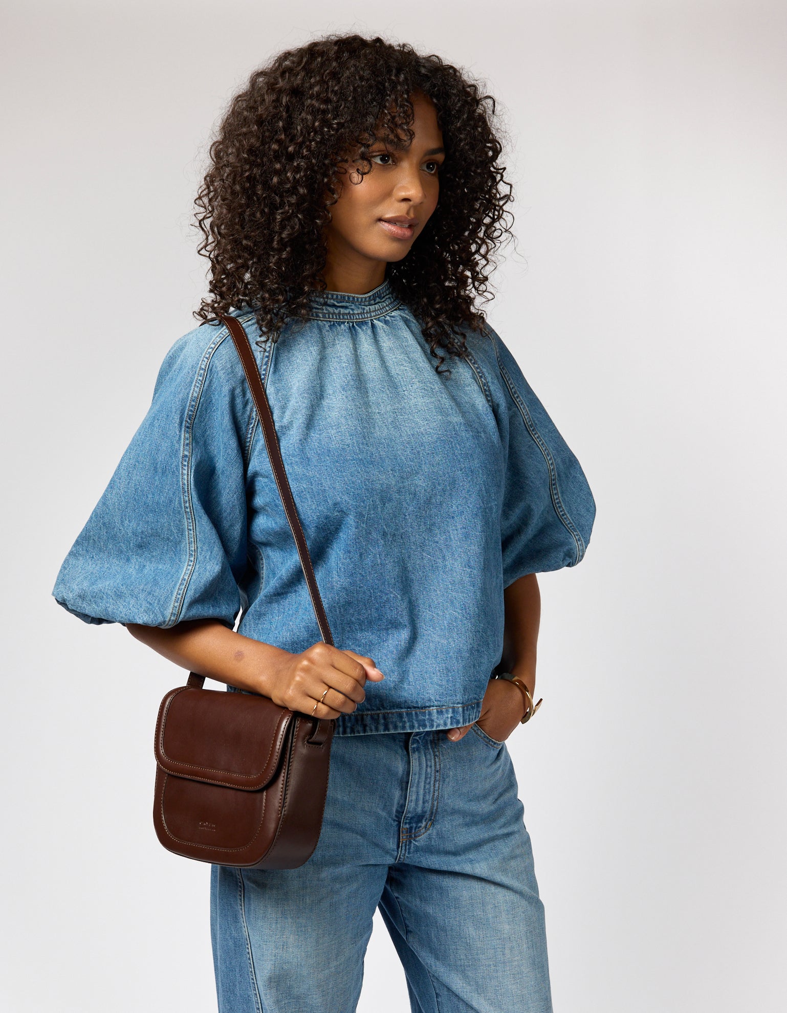Nina - Chocolate Classic Leather
