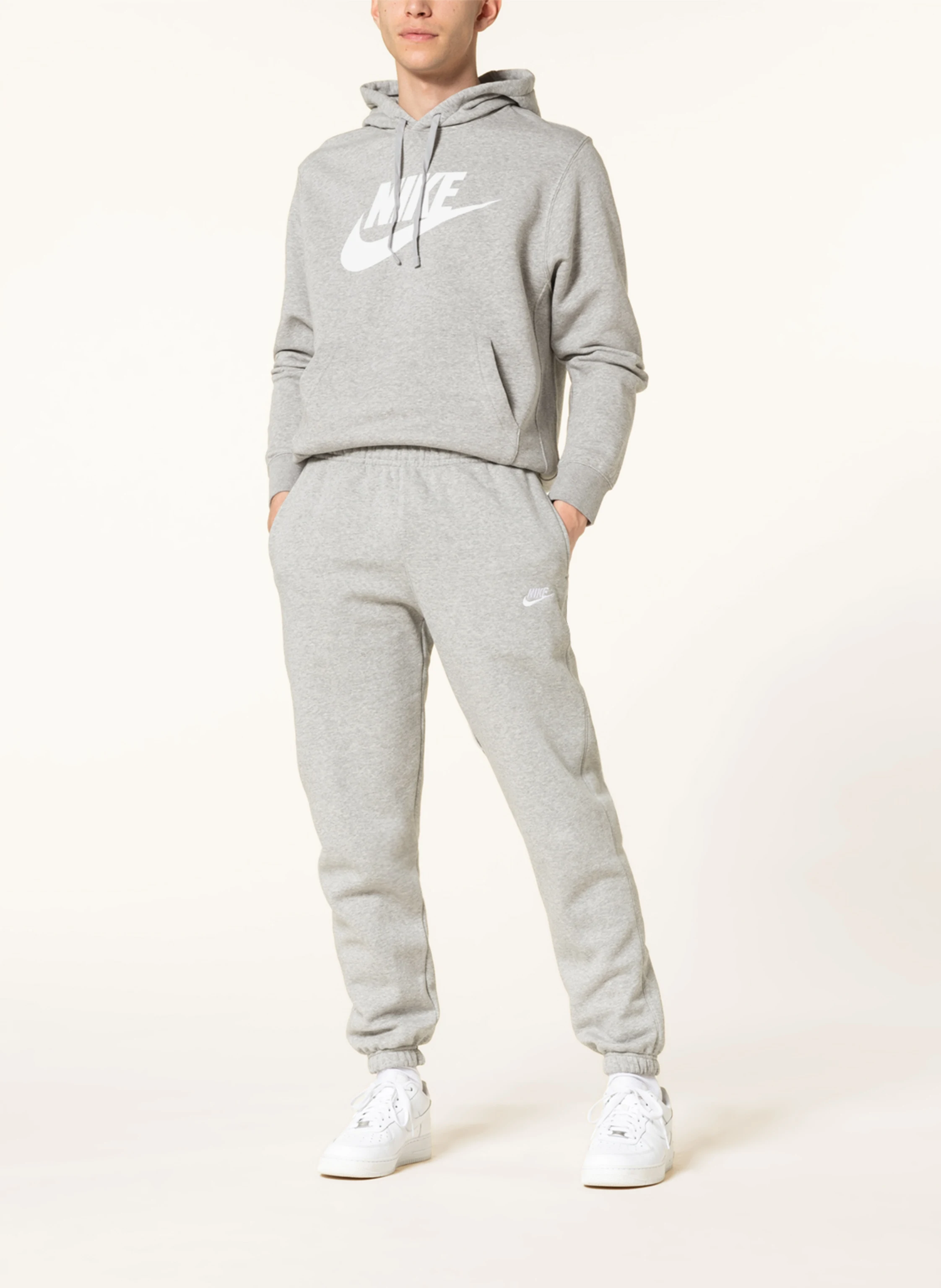 Nike Sweatpants SPORTSWEAR CLUB