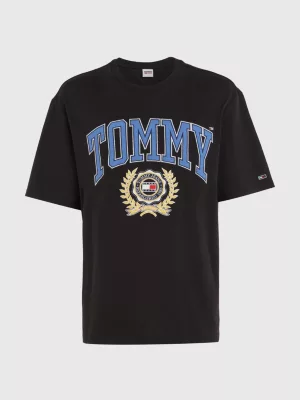 Camiseta oversized com logo da faculdade