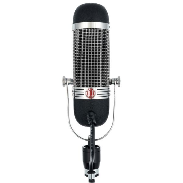 AEA R84