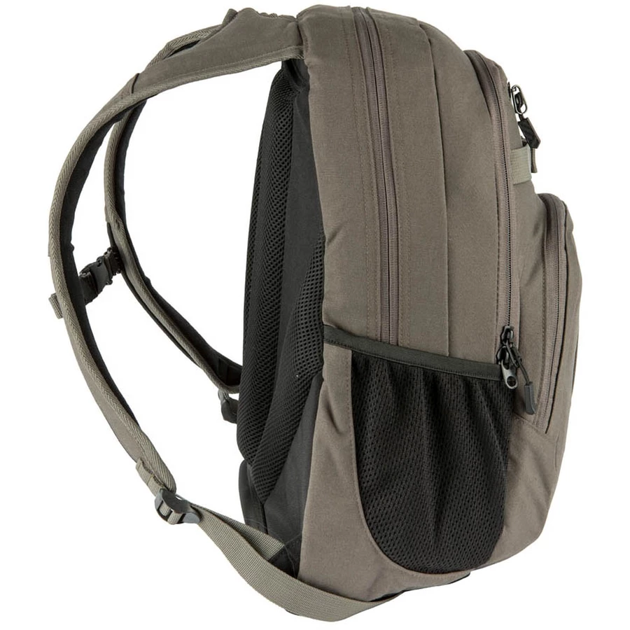 Nitro Chase - Laptoprucksack 17 51 cm waxed lizard