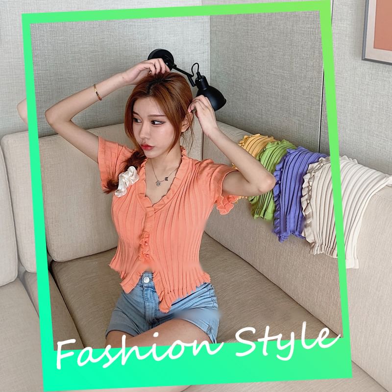 MIKIGA - V-hals gebreide cropped top