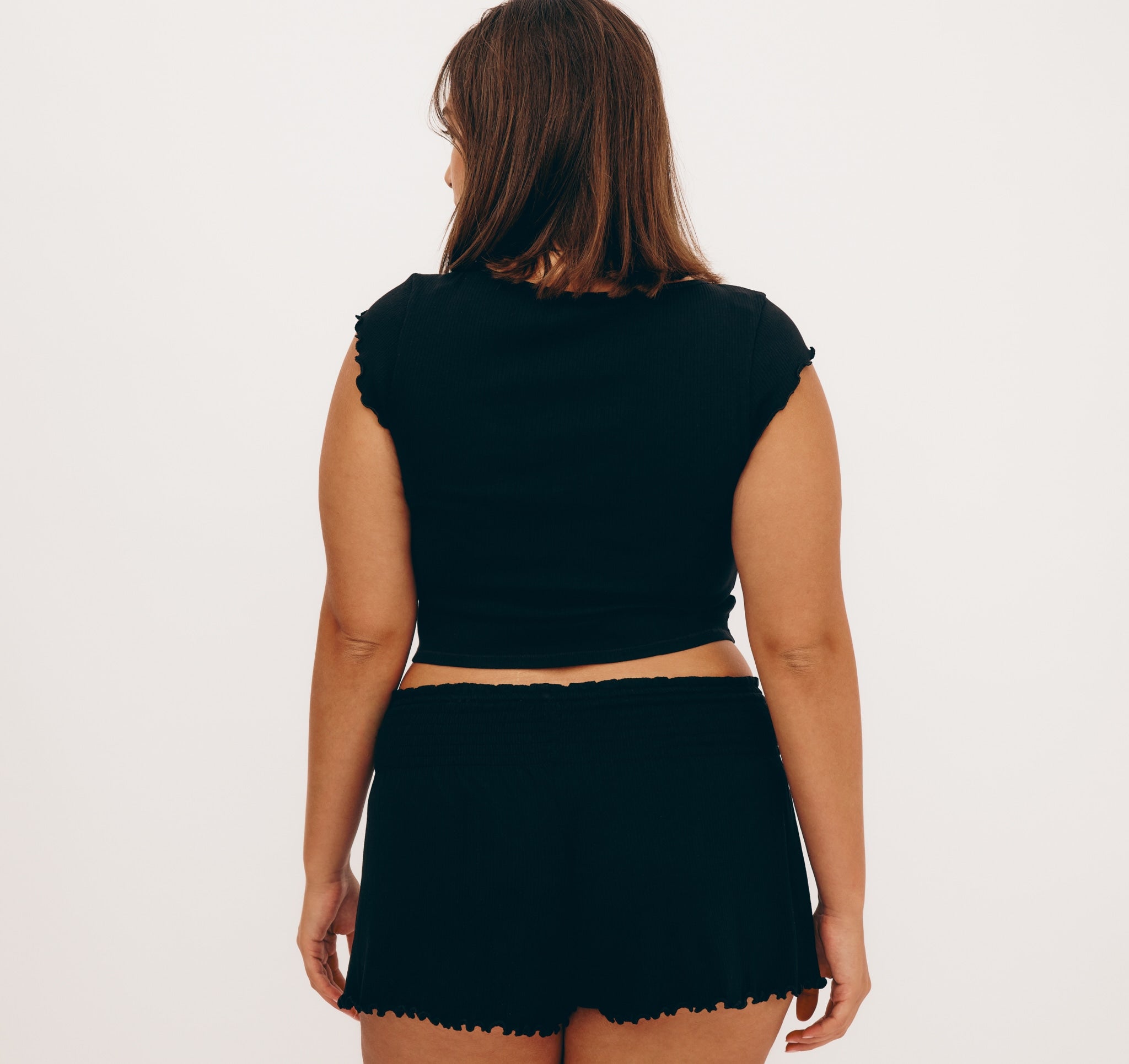 ORGANIC COTTON<br>Core Bold Rib Ruched Tee