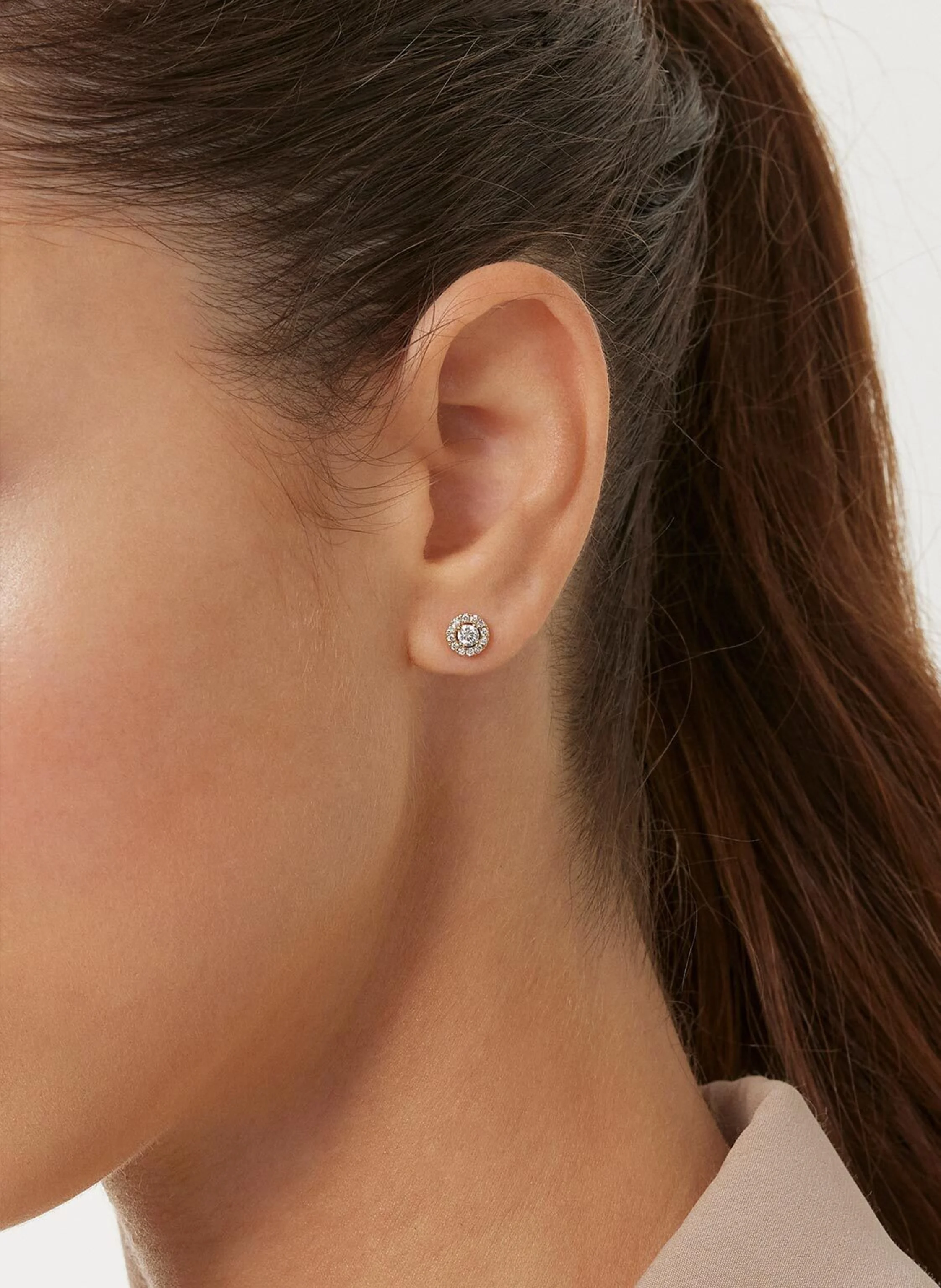 VEYNOU Ohrstecker CAMILLA aus 14 Karat Weißgold und 0,80ct. lab-grown Diamanten