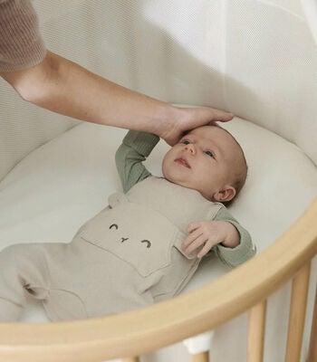 Stokke Sleepi Mini Sengekant V3, Hvit