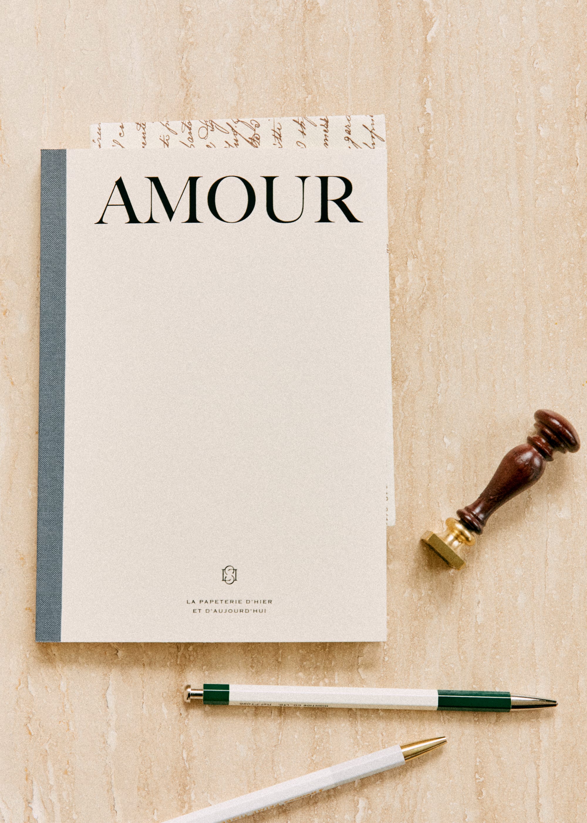 Carnet A5 - Amour - LES COMPOSANTES/SENTEURS & PAPETERIE 5906791