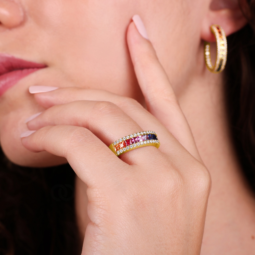 Rainbow Saphirring 750/18 K Gelbgold mit Diamanten 0.33 ct H/si