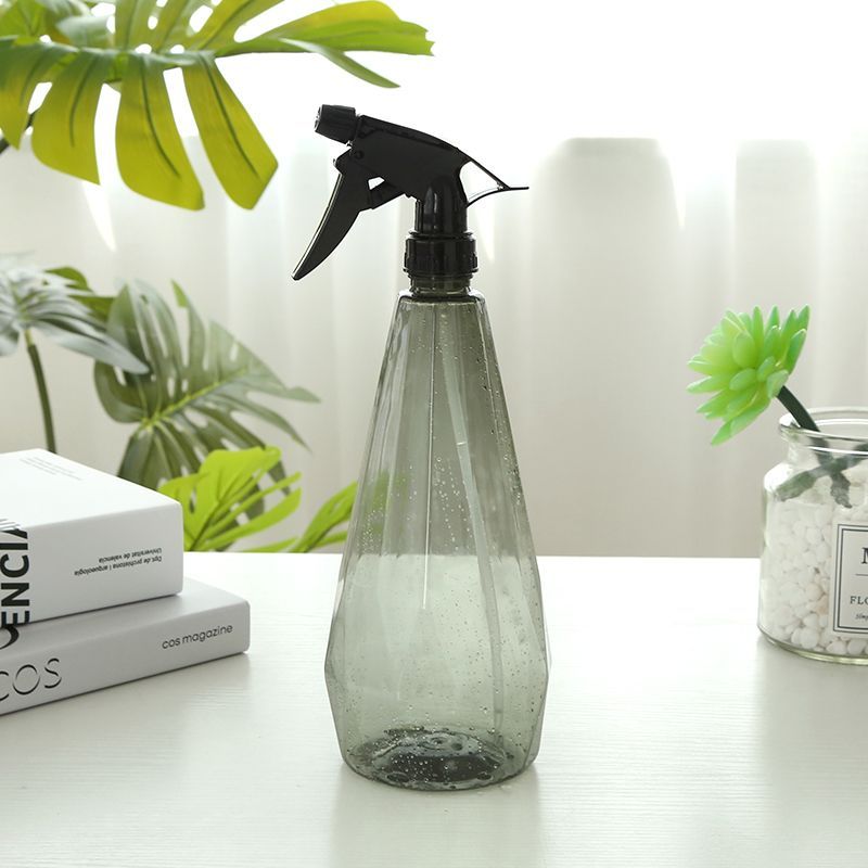 Showroom - Plastic tuinspuitfles