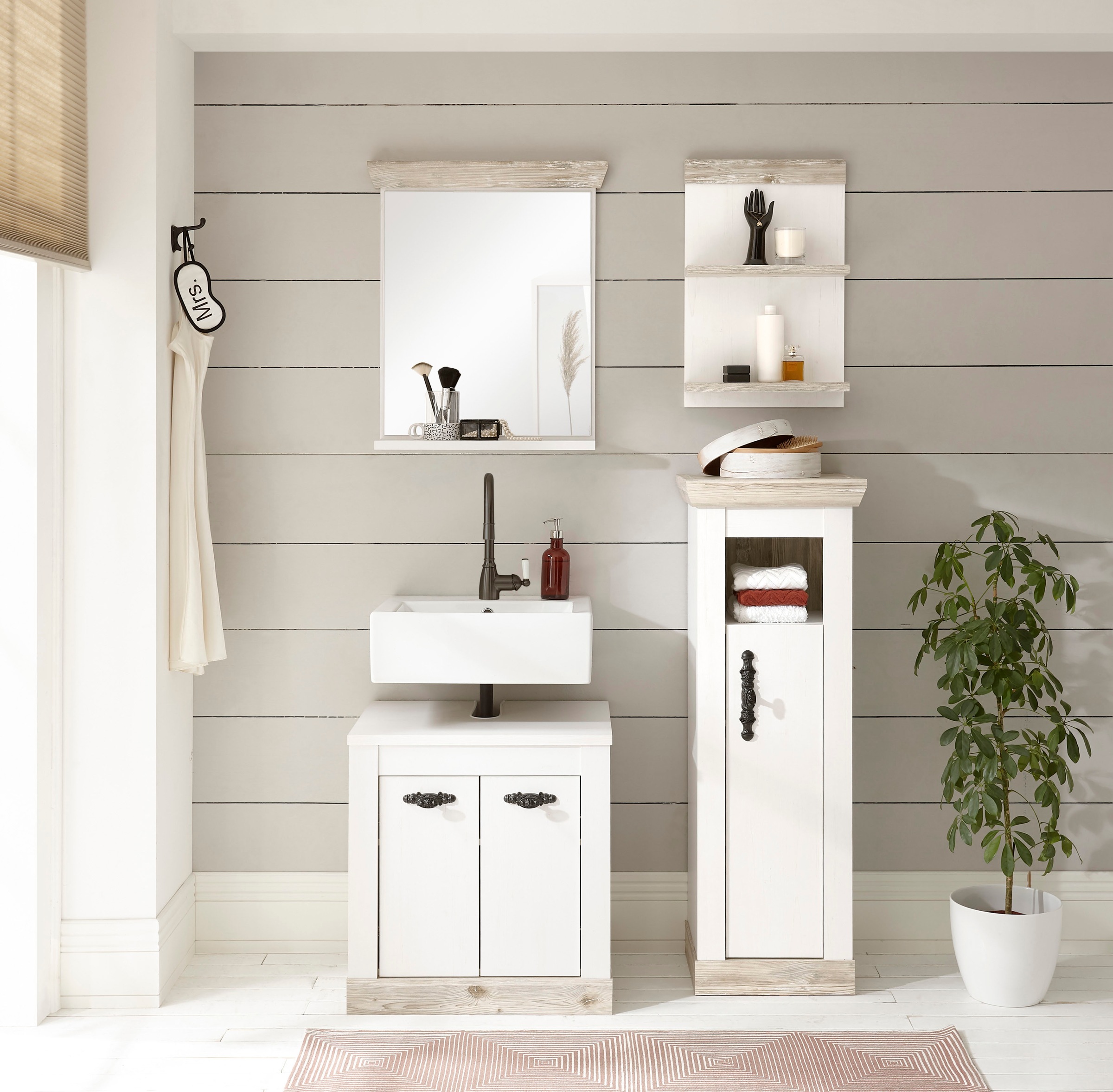 Home affaire Badspiegel »Florenz, Spiegel im Landhausstil« in Pinie Weiss, mit Ablagefläche, Breite 60 cm