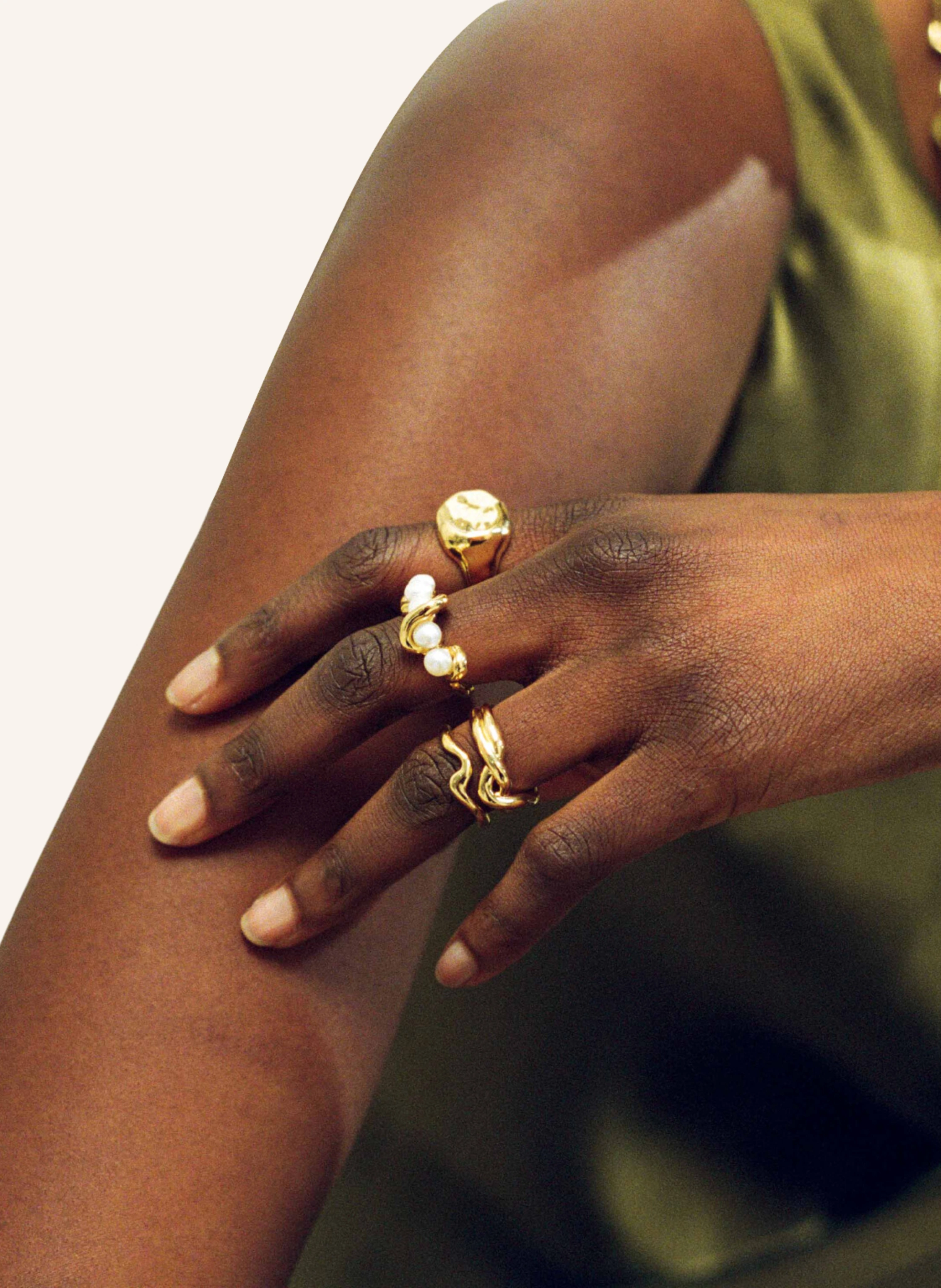 MISSOMA Ring MOLTEN PEARL by GLAMBOU