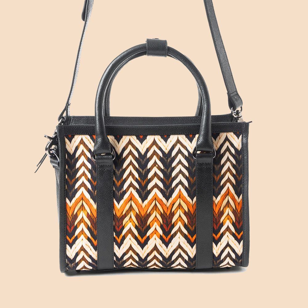 Myra Bag Crossbody Bag Nuevas Vistas