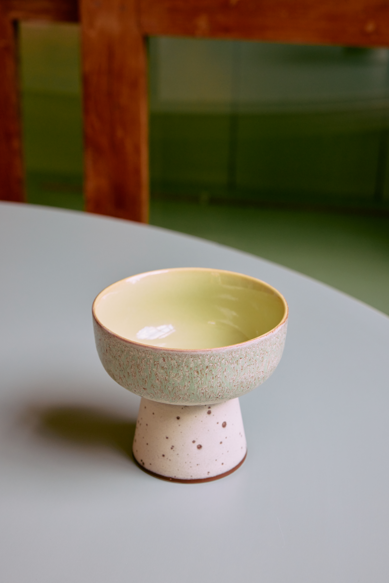 Servies 70's Ceramics tapas schaaltje op voet L slush