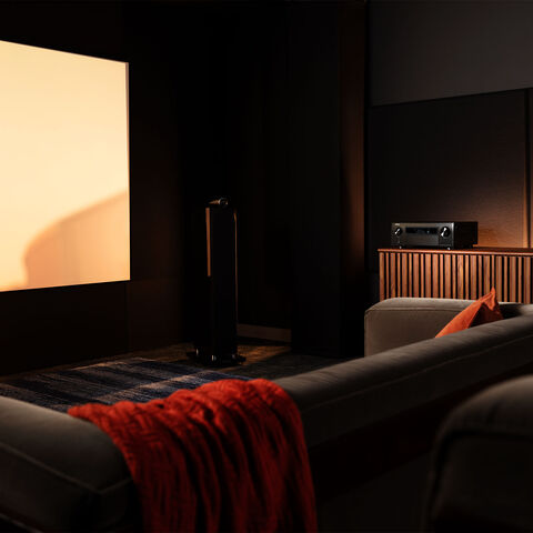 Denon AVC-X6800H – 11.4-kanaals surroundreceiver met 7 x HDMI 2.1 / 8K Zwart
