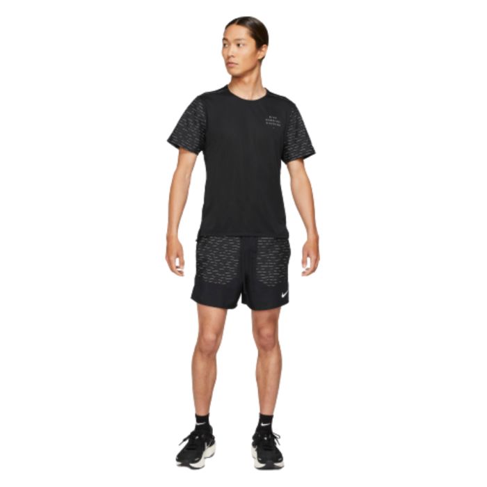 Nike Herre T-shirts Dri-Fit Rise 365 Run Division Tee