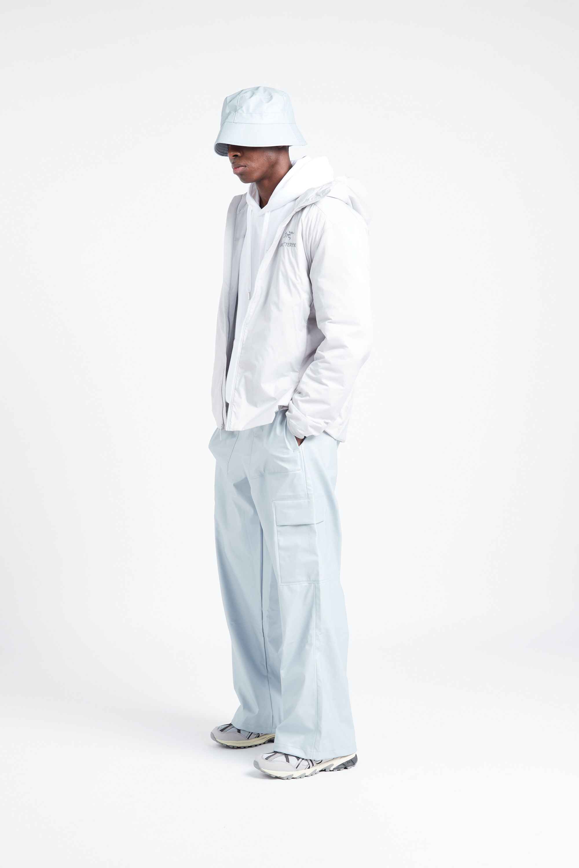 ARC'TERYX Veste ATOM HOODY Gris