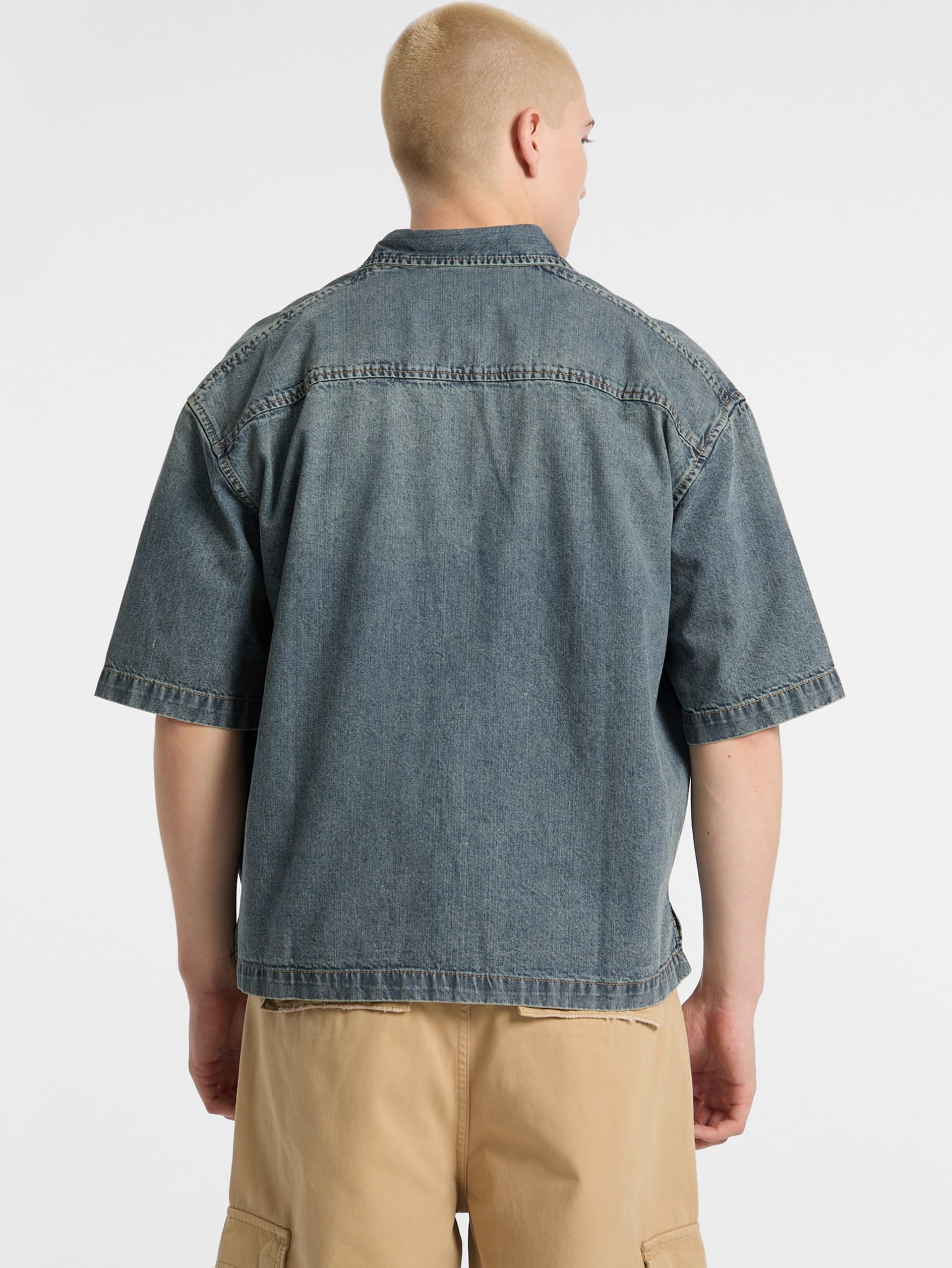 Camisa jeans boxy da GUESS Originals