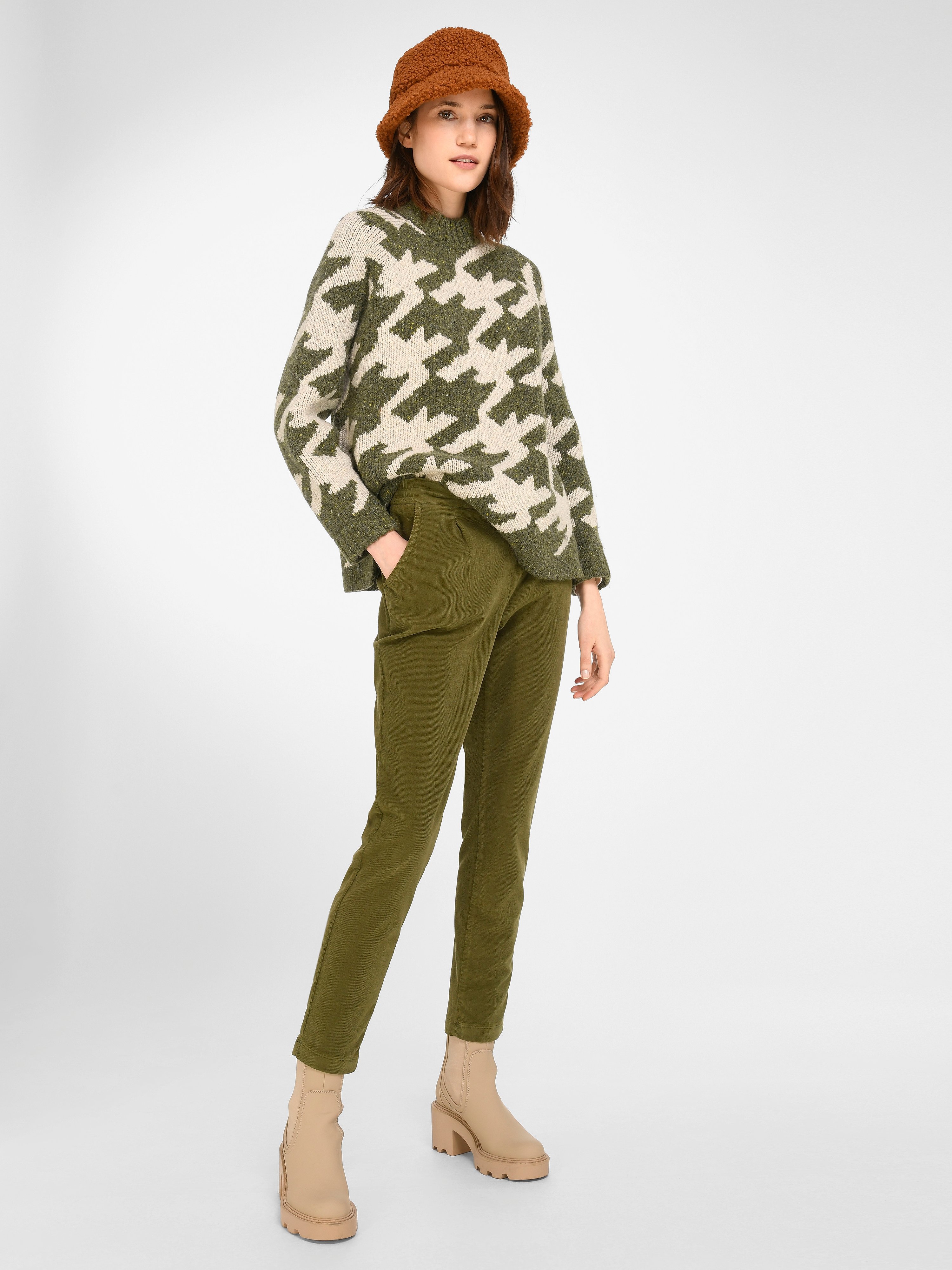 Pullover mit Stehbundkragen