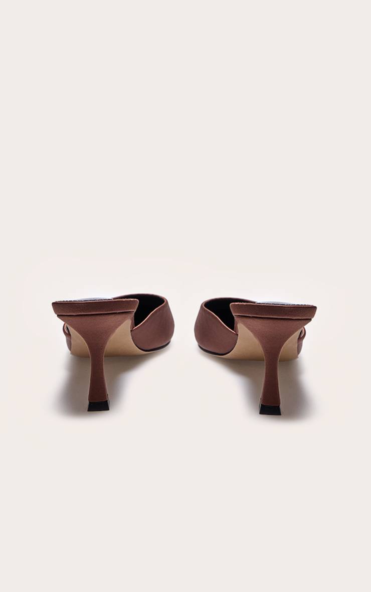Chocolat Mules À Bout Pointu En Satin À Talon Aiguille Mi-haut