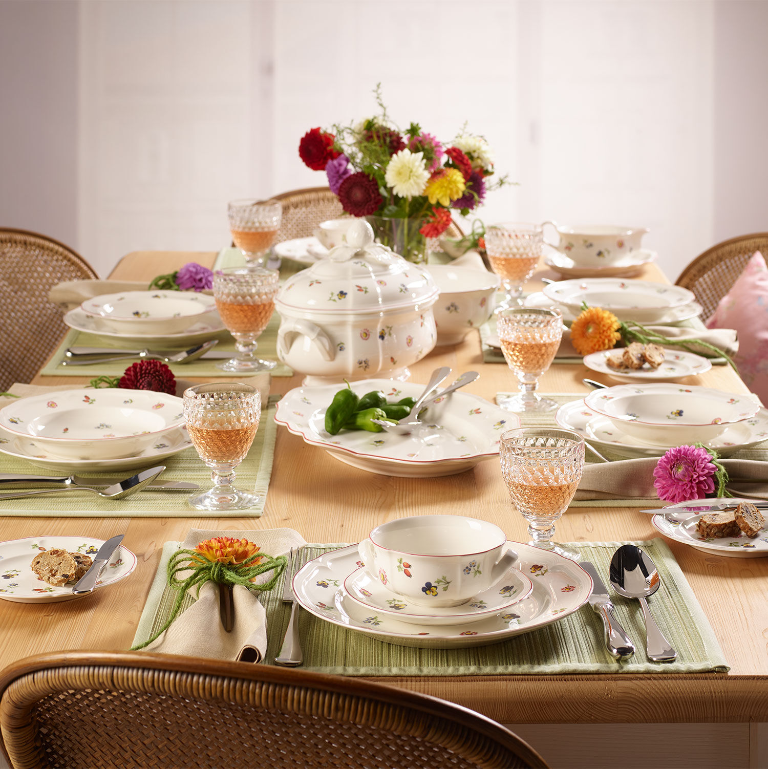 Petite Fleur Serving tray White, 14.5'' x 10.4'', Premium Porcelain
