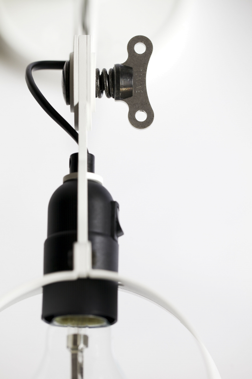 Tonone Bolt Bed Sidefit wandlamp met stekker Smokey Black