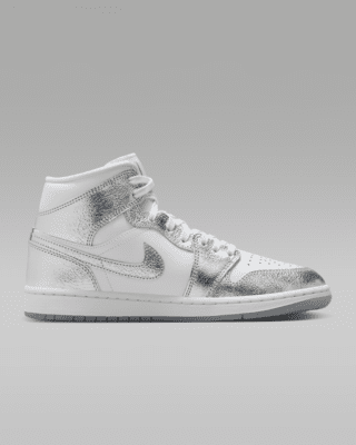 Air Jordan 1 Mid SE Women's Shoes