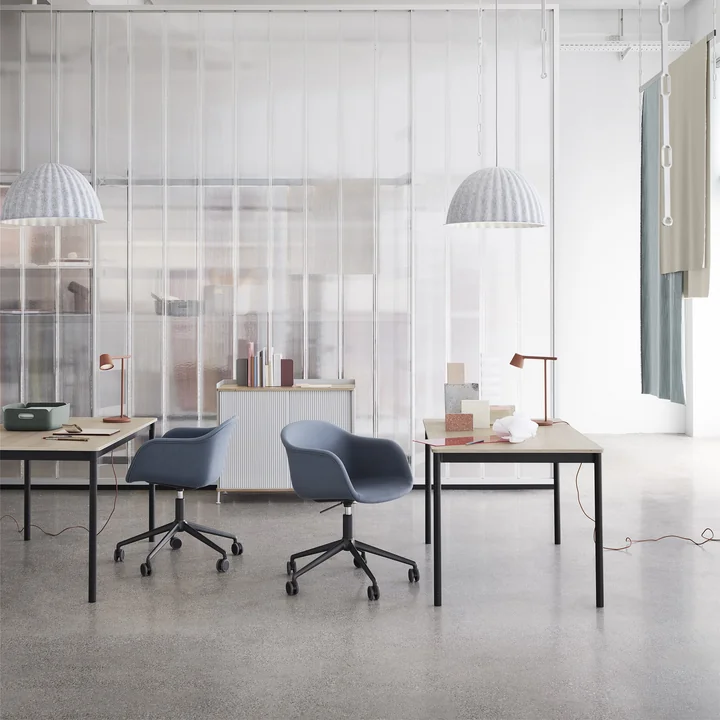 Muuto - Fiber Armchair Swivel mit Rollen, weiss