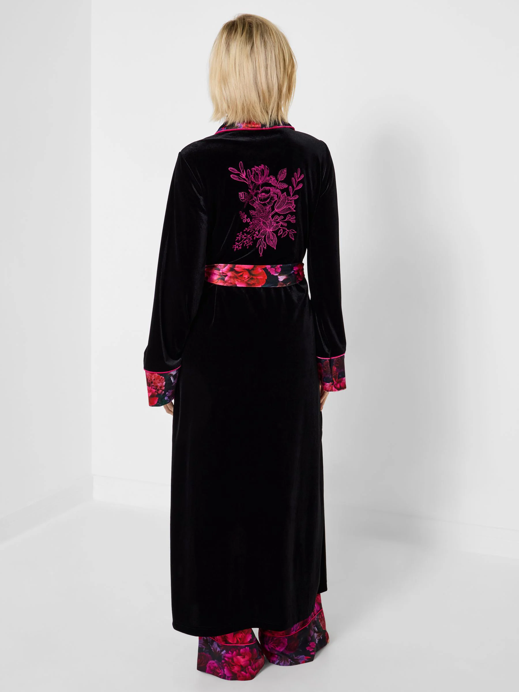 Joe Browns Boutique Floral Velour Dressing Gown