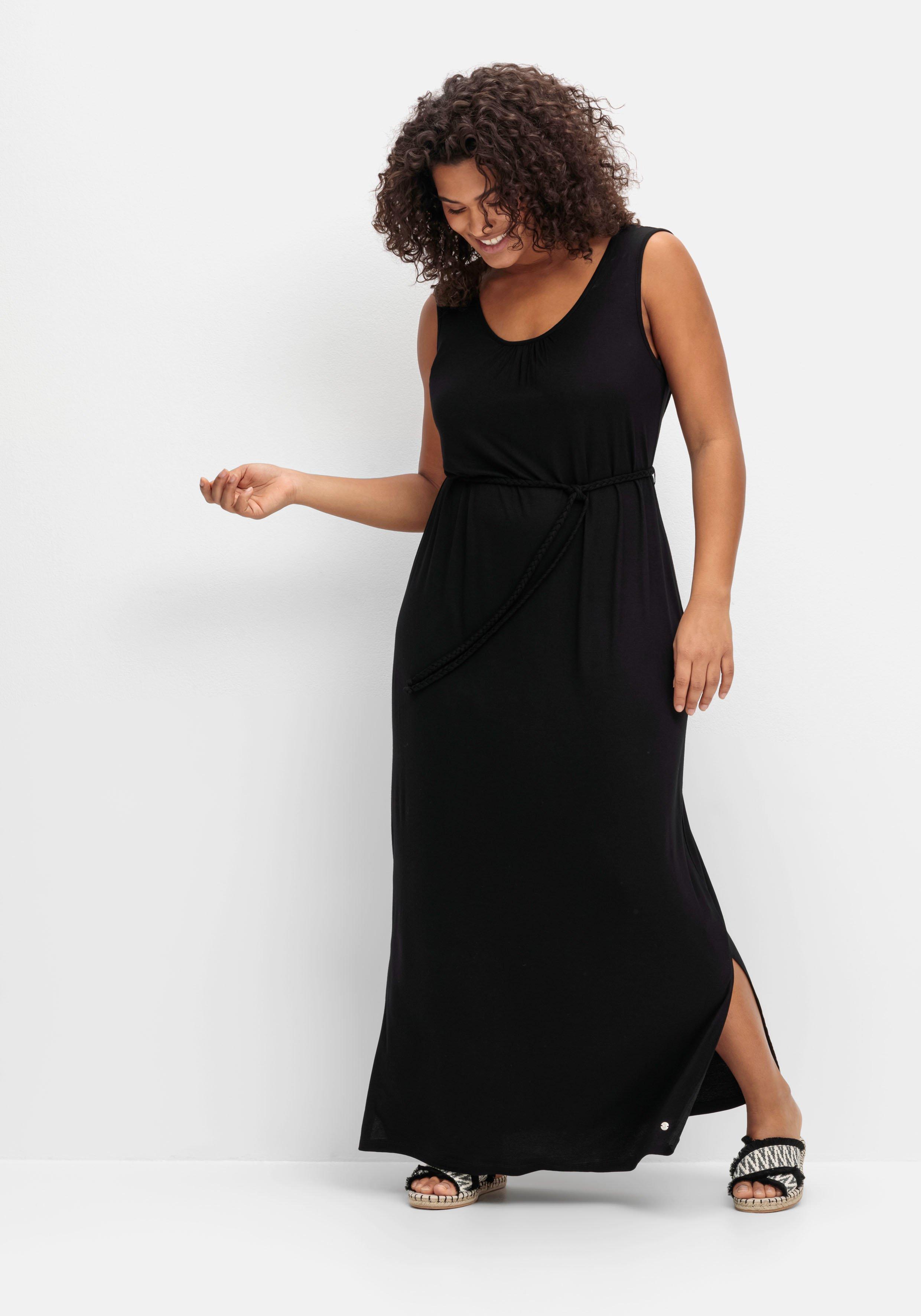 Maxikleid mit Bindegürtel und Rückenausschnitt