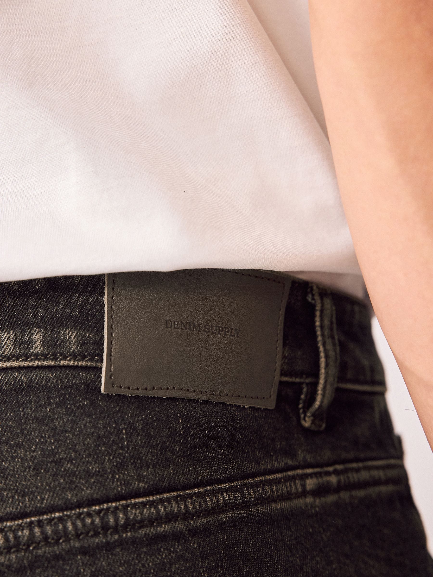 Bruin - Straight fit - Vintage wash denim jeans