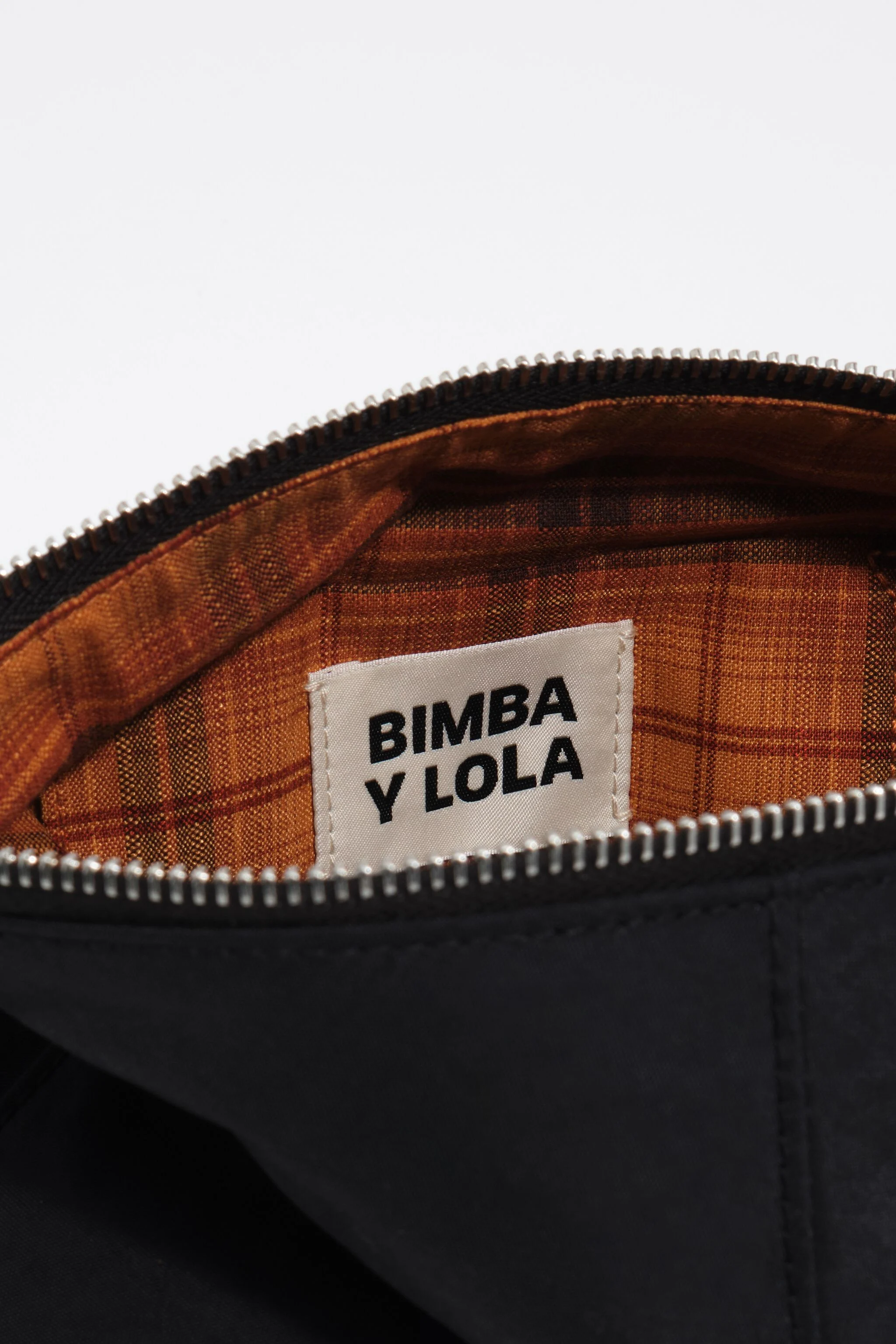 Bolsa transversal mini preta de nylon