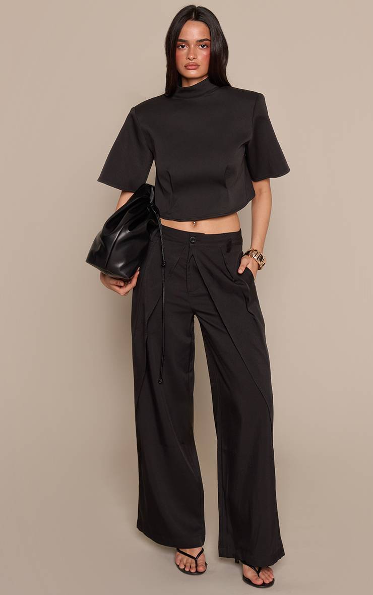 Noir Pantalon Large À Jambes Évasées Avec Panneau Drapé Et Plis Tissés